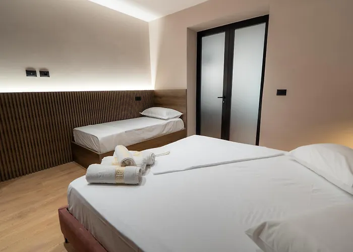 Noir Heaven - Sweet Escape Apartmán